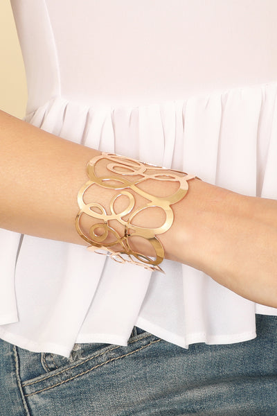 SWIRL PATTERNED CUFF BRACELET