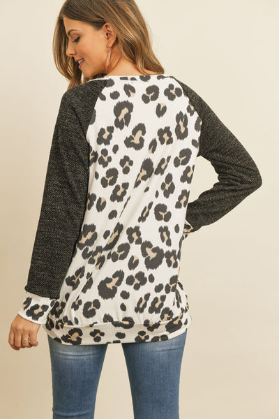 IVORY BLACK TEXTURED SLEEVE LEOPARD PRINT TOP 1-2-2-2