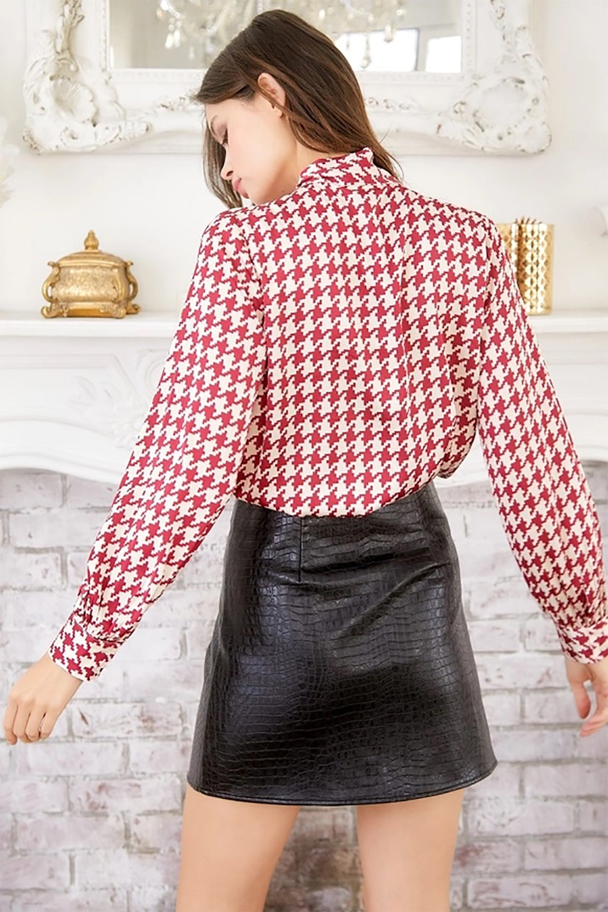 EVANGELINE HOUNDSTOOTH BLOUSE- 2-2-2
