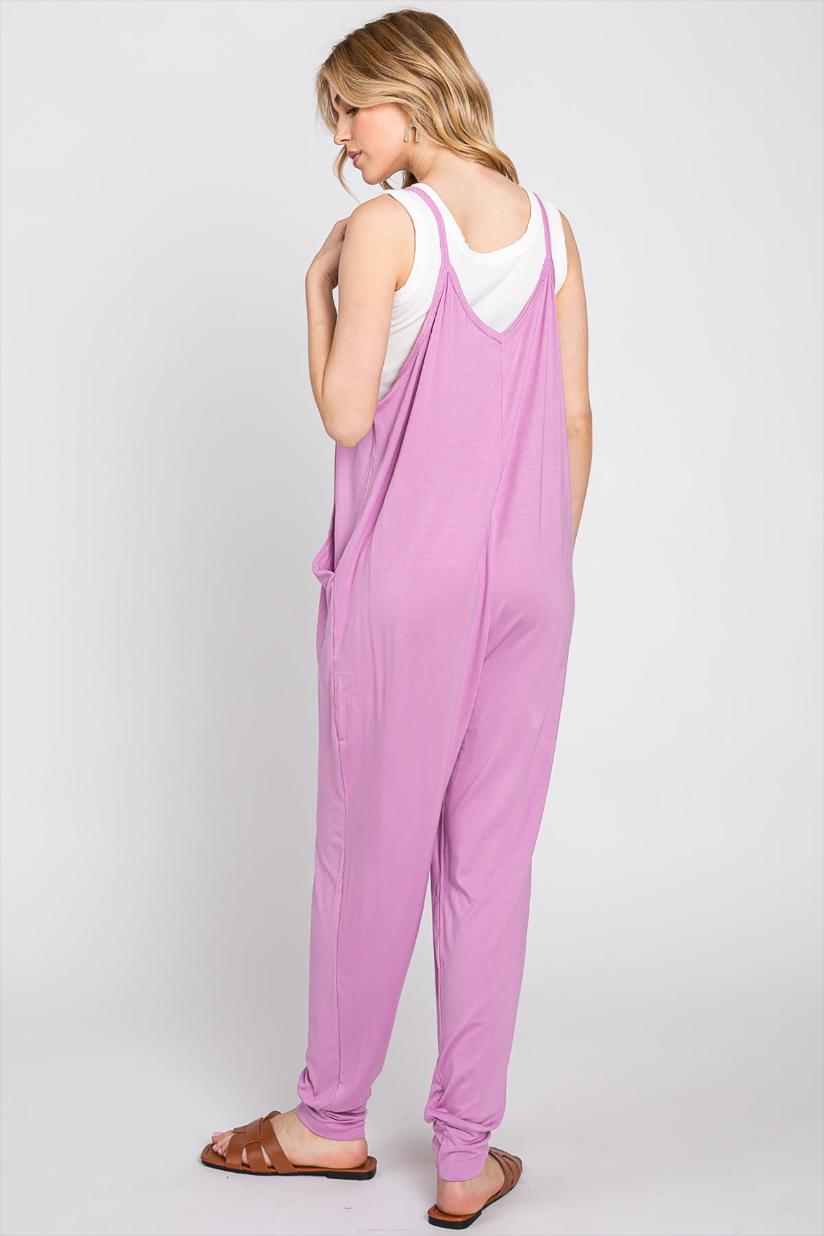 V-NECK SLEEVELESS JUMPSUIT