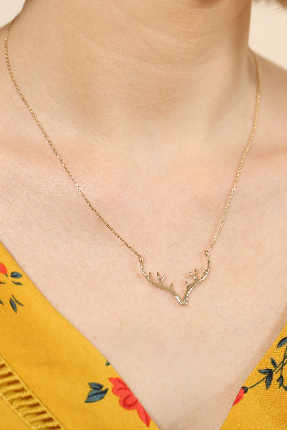 ANTLER DEER CHAIN NECKLACE-GOLD