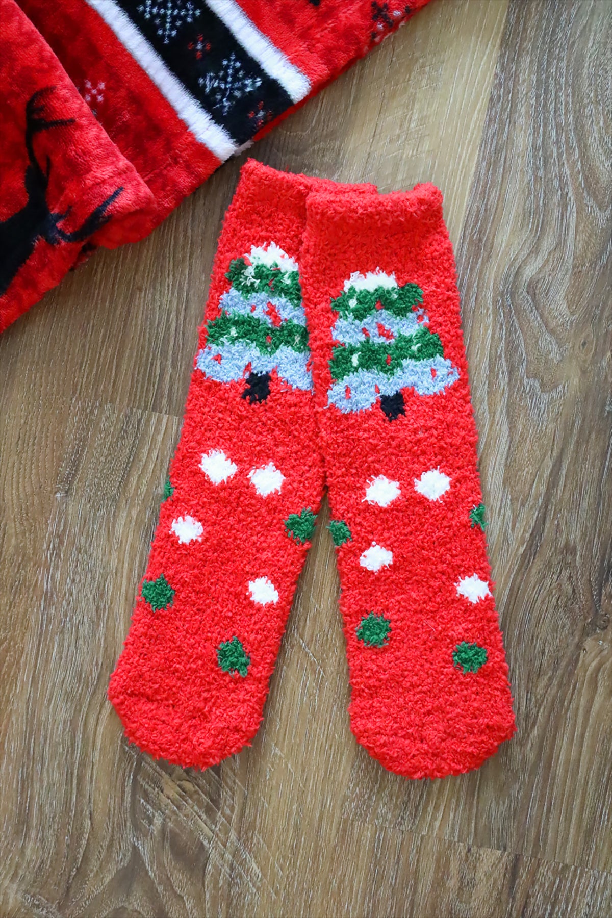 CHRISTMAS FUZZY SOCKS SET 12PAIRS ( 6 DESIGN 2 PAIRS EACH )-CHRISTMAS/12PCS