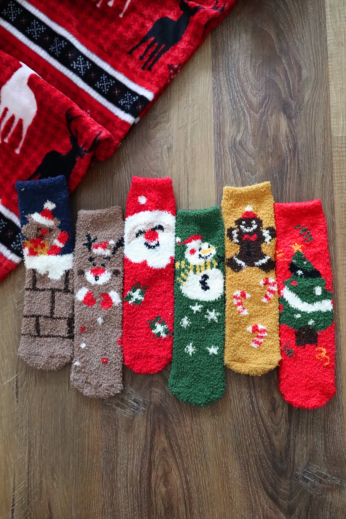 CHRISTMAS FUZZY SOCKS SET 12PAIRS ( 6 DESIGN 2 PAIRS EACH )-CHRISTMAS