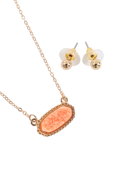 DRUZY OVAL STONE PENDANT NECKLACE AND EARRING SET
