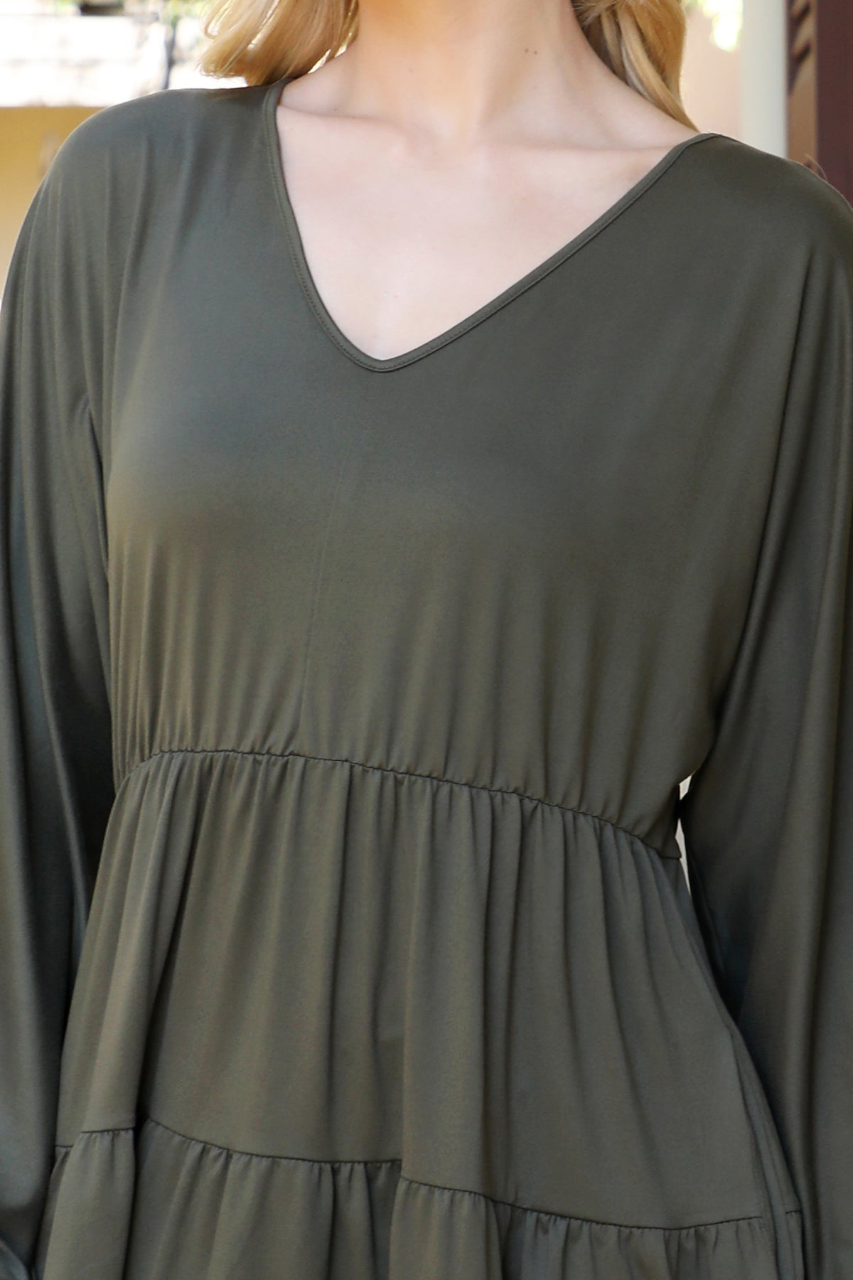 SOLID LONG SLEEVE TIERED RUFFLE DRESS 1-2-2-1