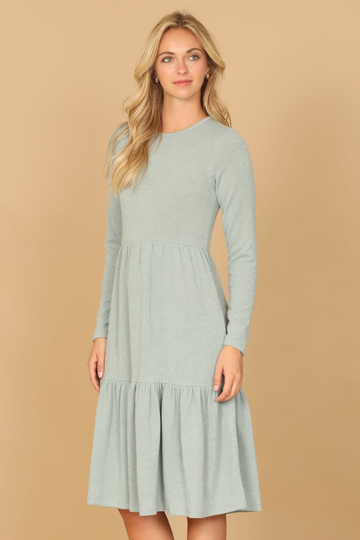 YMD10121V-LONG SLEEVE ROUND NECK CHAMBRAY TIERED DRESS 3-1