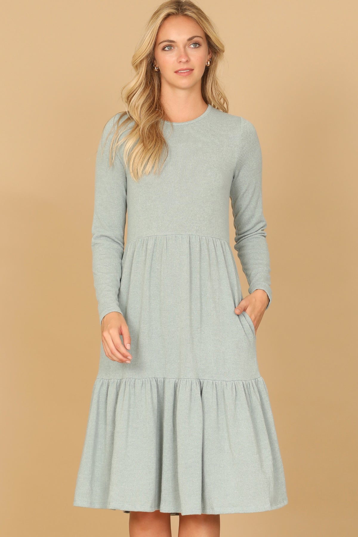YMD10121V-LONG SLEEVE ROUND NECK CHAMBRAY TIERED DRESS 3-1