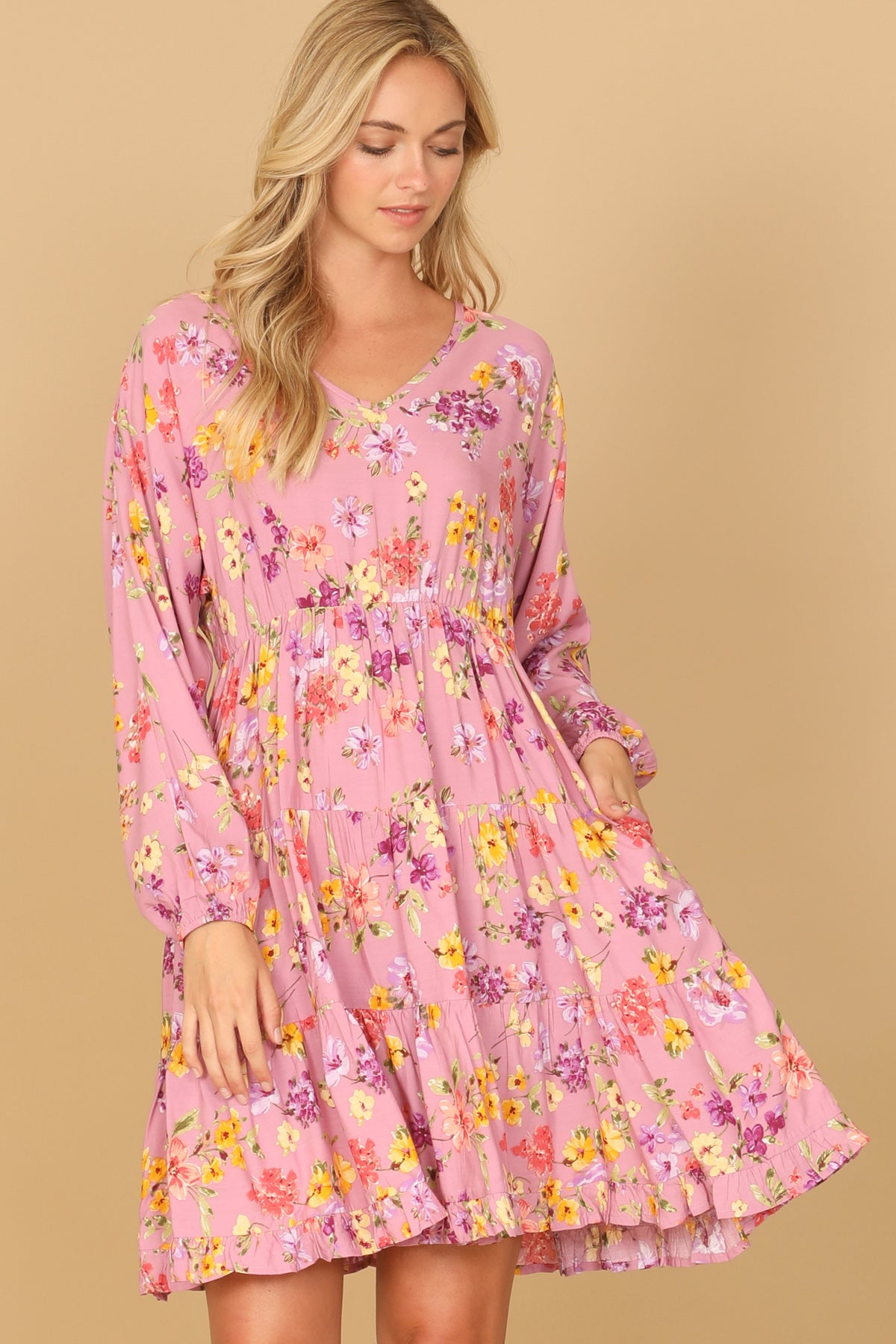 YMD10122V-V-NECK FLORAL LONG SLEEVE TIERED DRESS 1-1