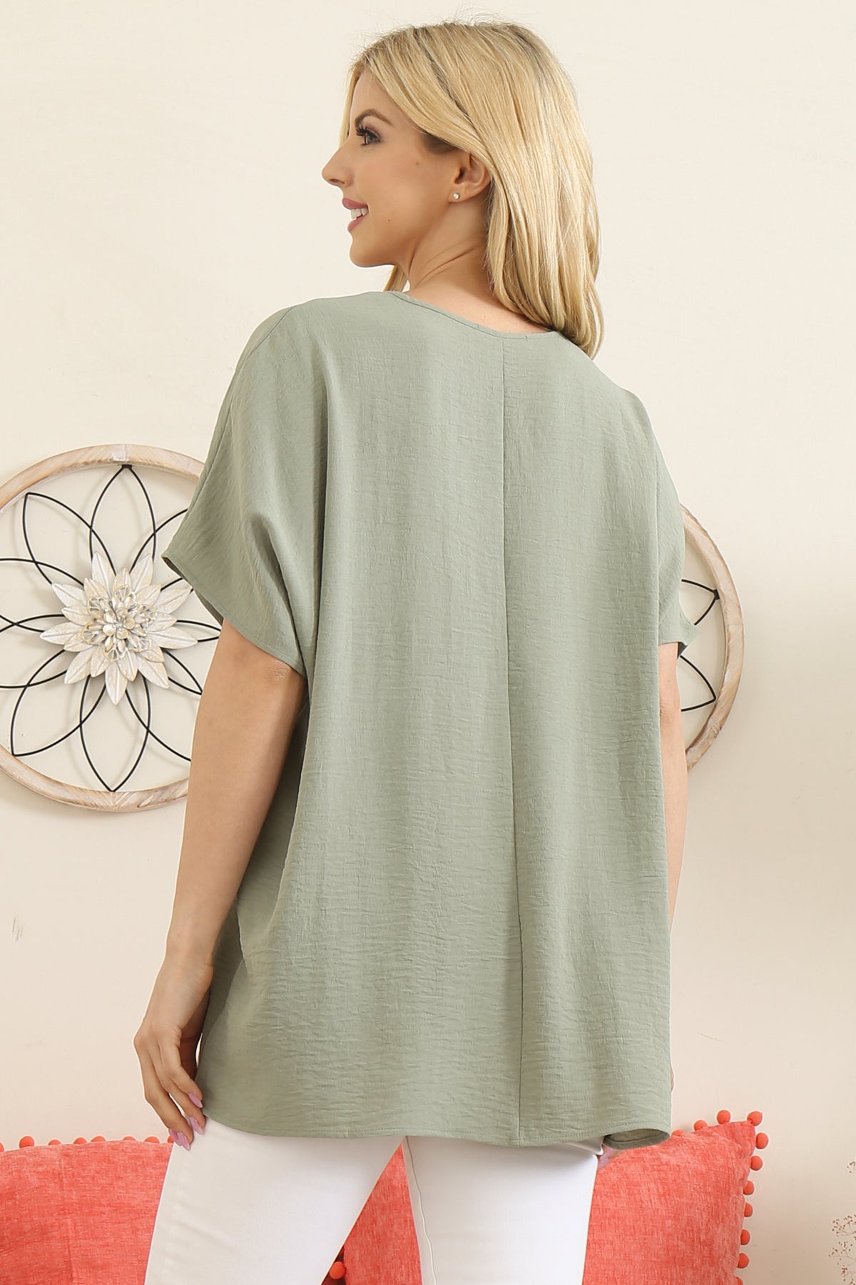 YMT20049V-WOVEN AIRFLOW V-NECK DOLMAN TOP 2-1-1