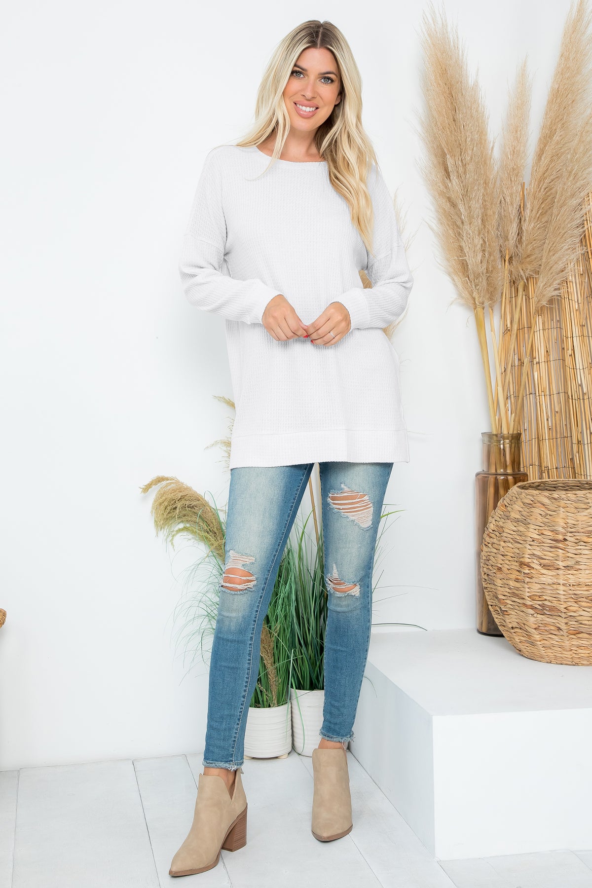 SIDE SLIT WAFFLE ROUND NECK SWEATER 1-1-1-1