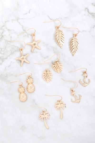 STAR FISH HOOK EARRINGS