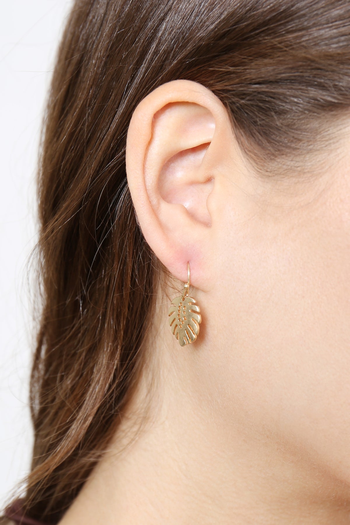 PALM LEAF FISH HOOK EARRINGS