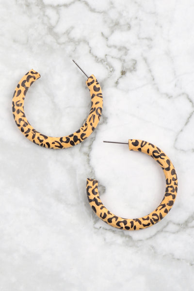 WOOD ANIMAL PRINT HOOP EARRINGS