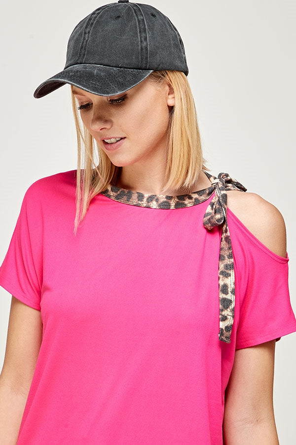 FUCHSIA ONE SIDED COLD SHOULDER ANIMAL PRINT DETAILED PLUS SIZE TOP