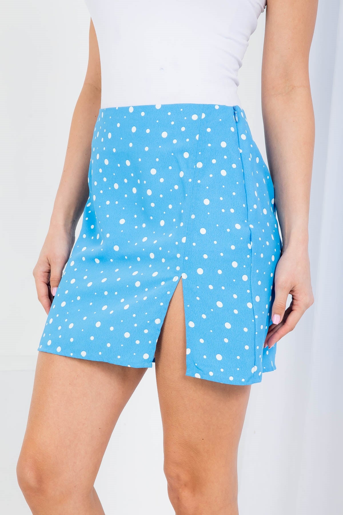 BLUE WITH WHITE POLKA DOTS WITH BACK ZIPPER SKIRT