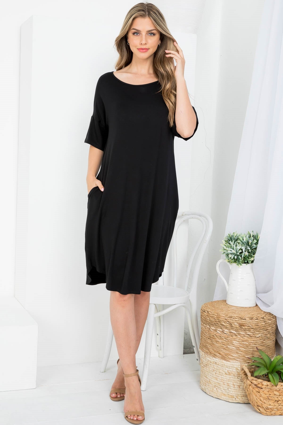 BLACK SCOOPED NECKLINE WITH SIDE POCKET SHIRT DRESS 2-2-2