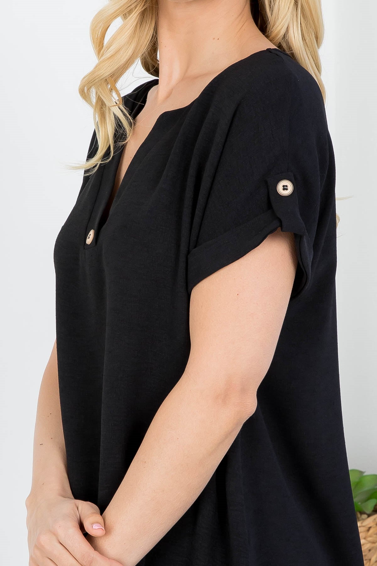 V-NECKLINE WITH BUTTON FOLDED PULL TAB SHORT SLEEVE TOP 2-2-2-1