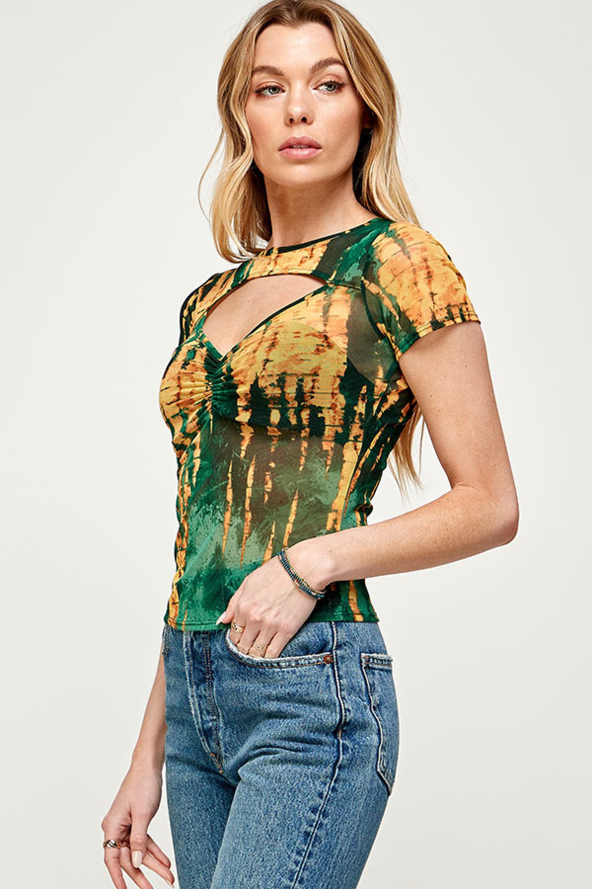 GREEN MUSTARD TIE DYE KEYHOLE RUCHED FRONT TOP
