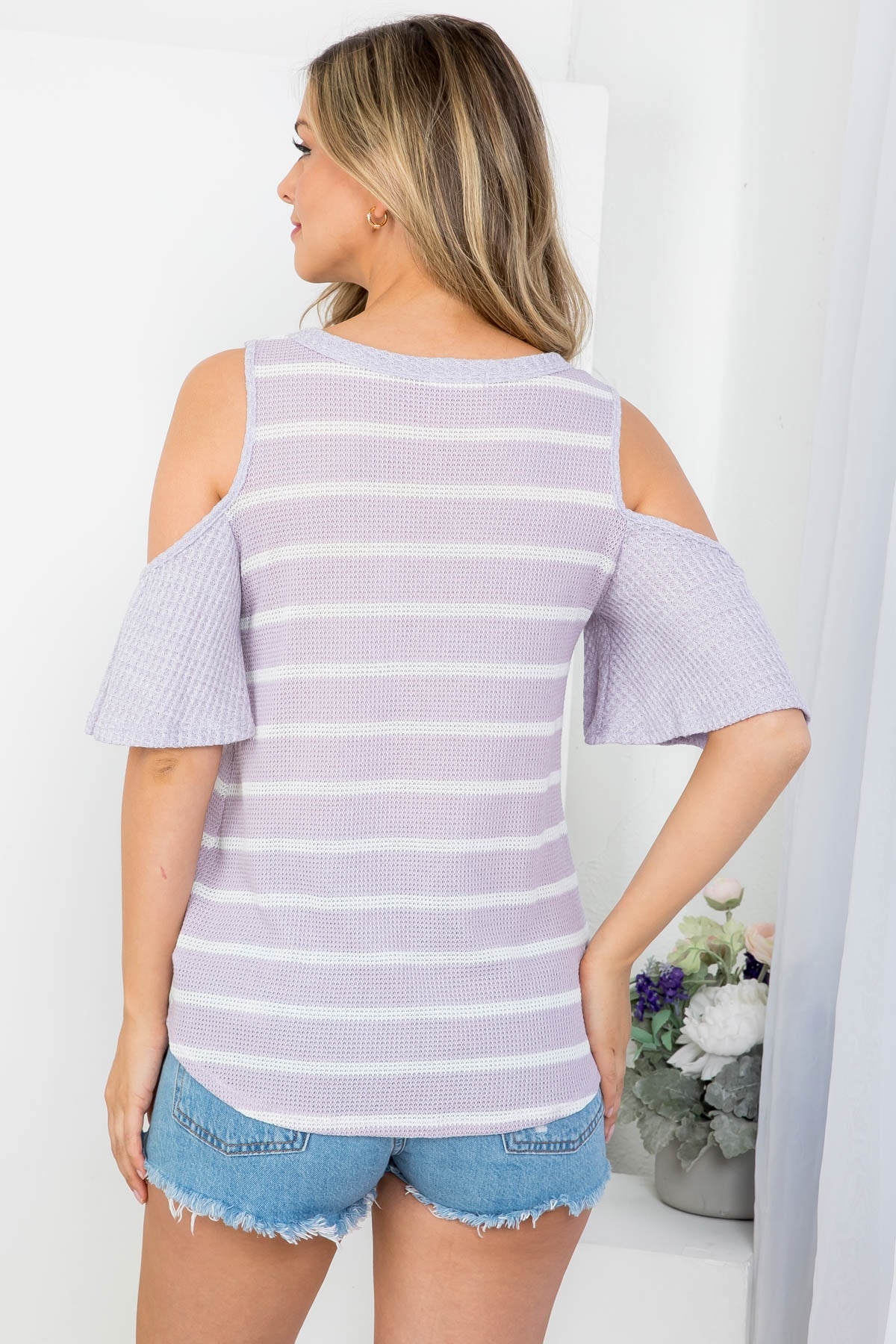 LILAC IVORY STRIPES V-NECKLINE BUTTON DOWN WITH FRONT KNOT TWIST COLD SHOULDER TOP
