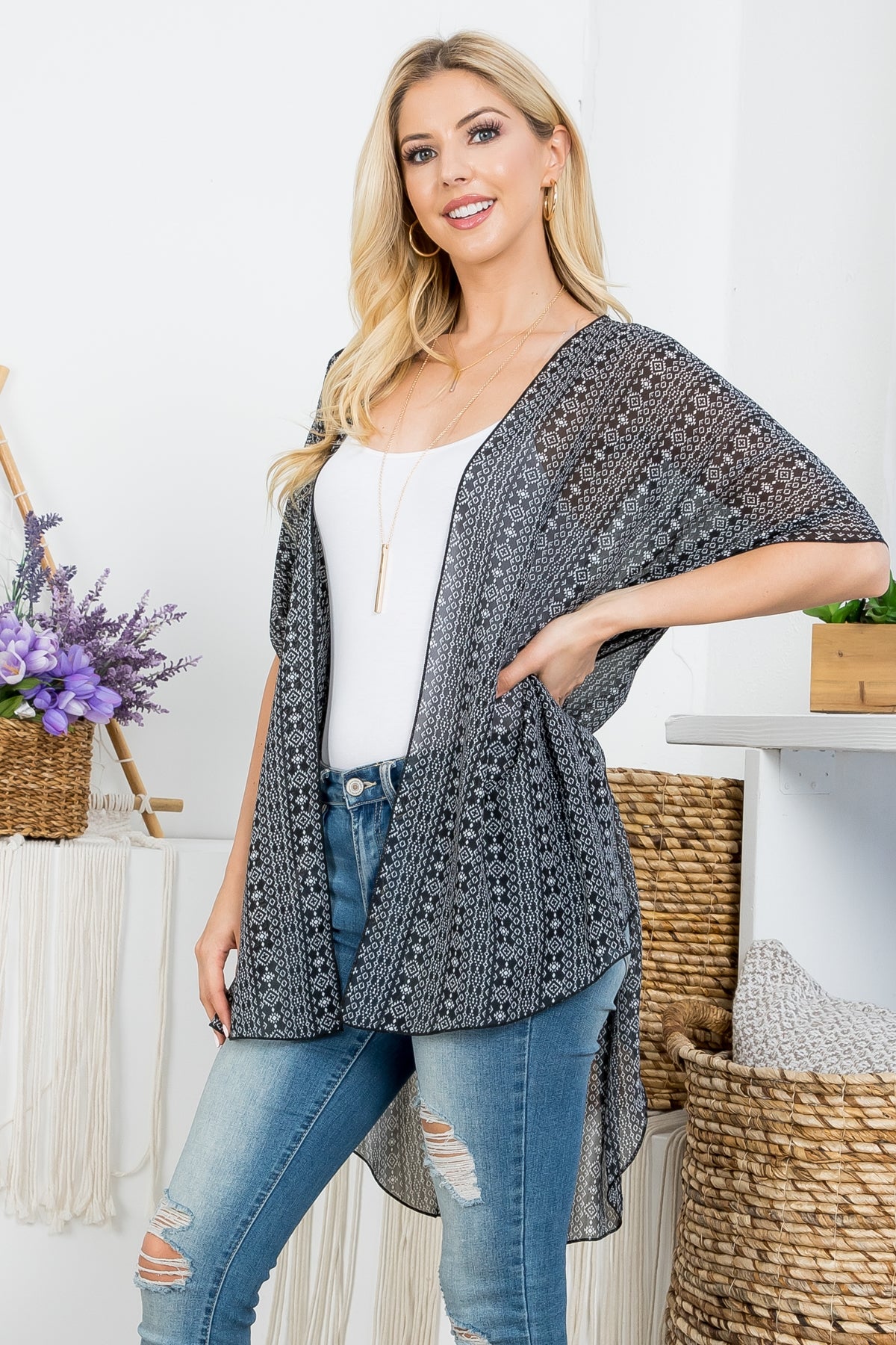 BLACK AZTEC PRINT KIMONO