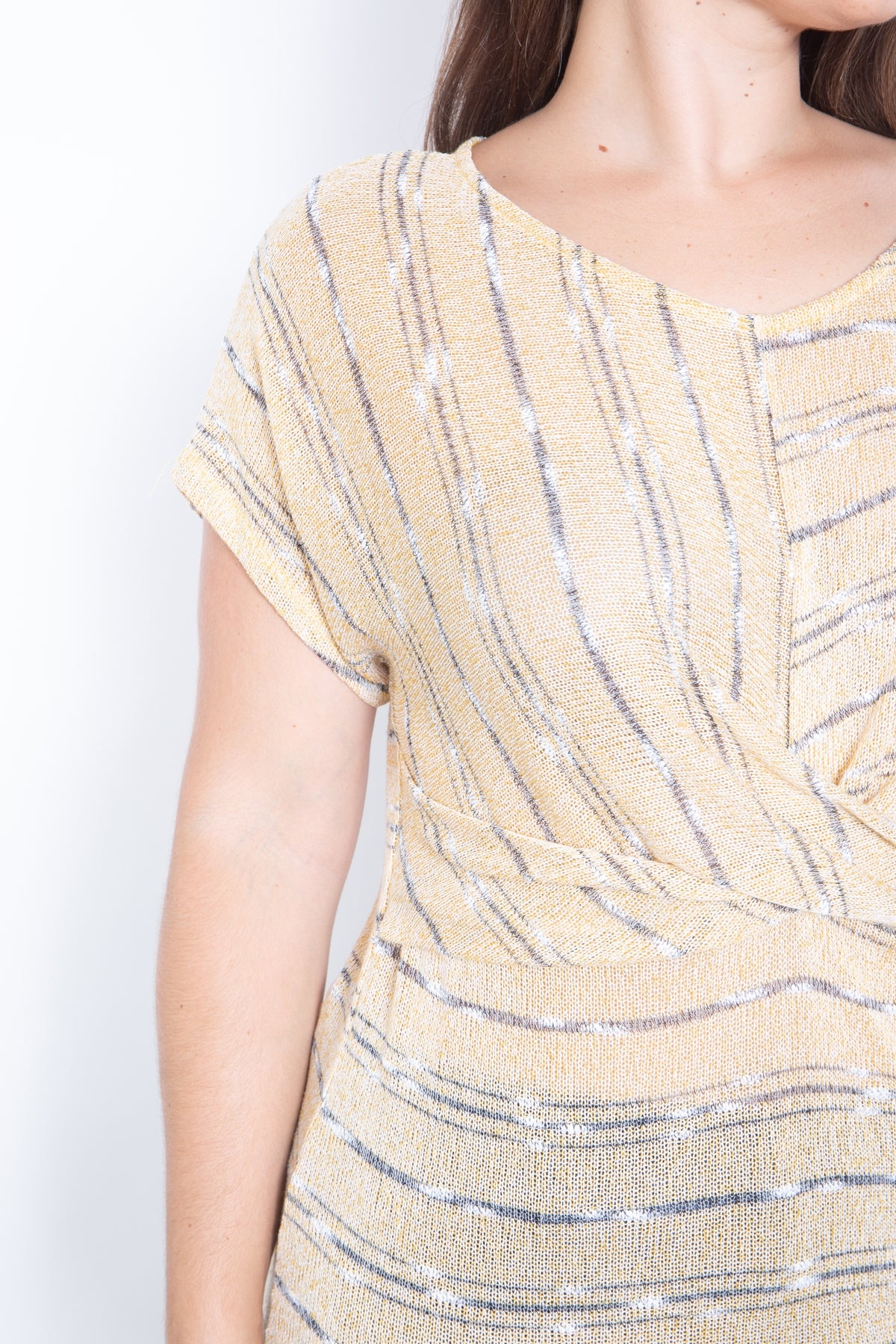 LIGHT MUSTARD GREY TWIST FRONT PLUS SIZE TOP