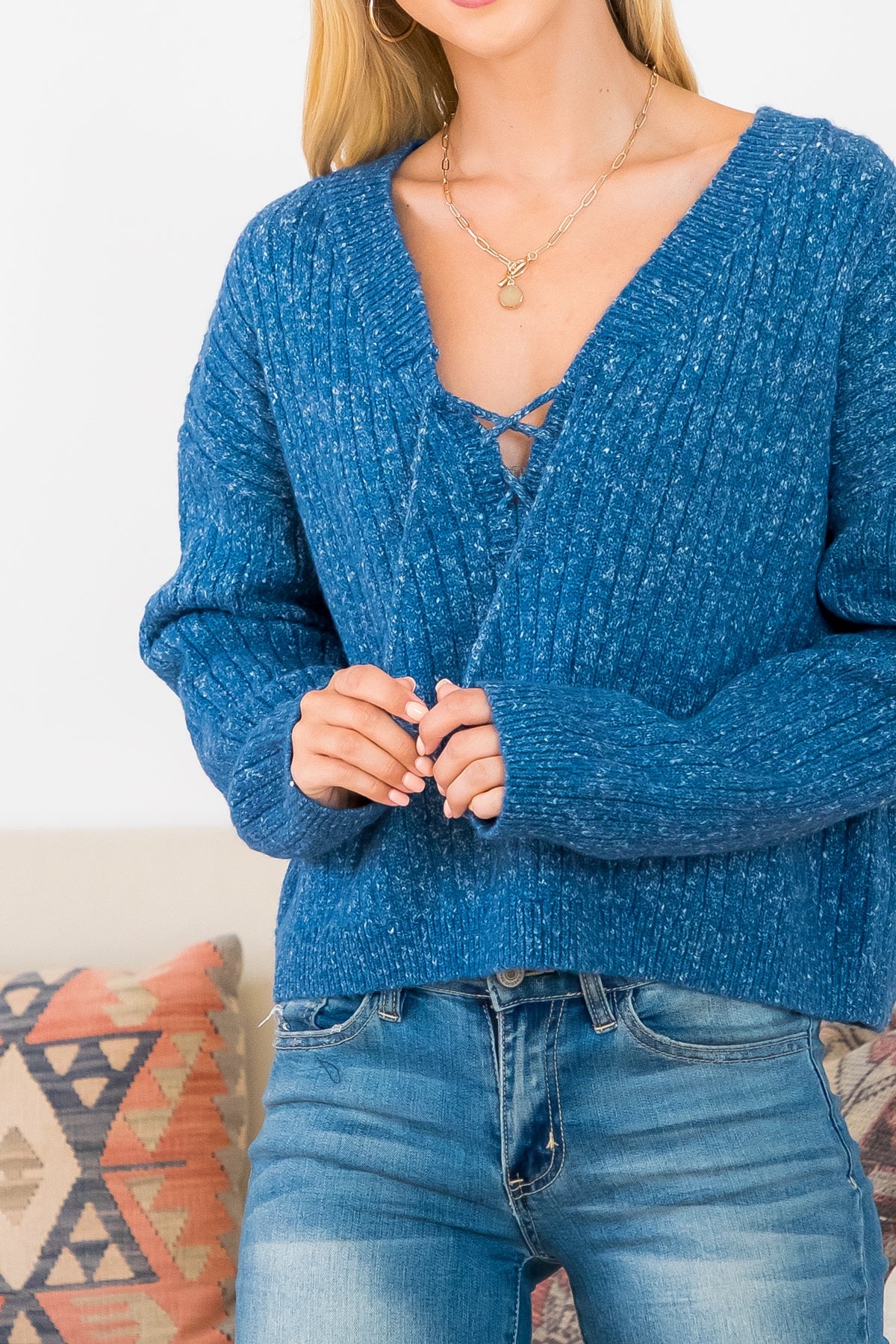 TEAL V-NECK TIE DETAIL SWEATER