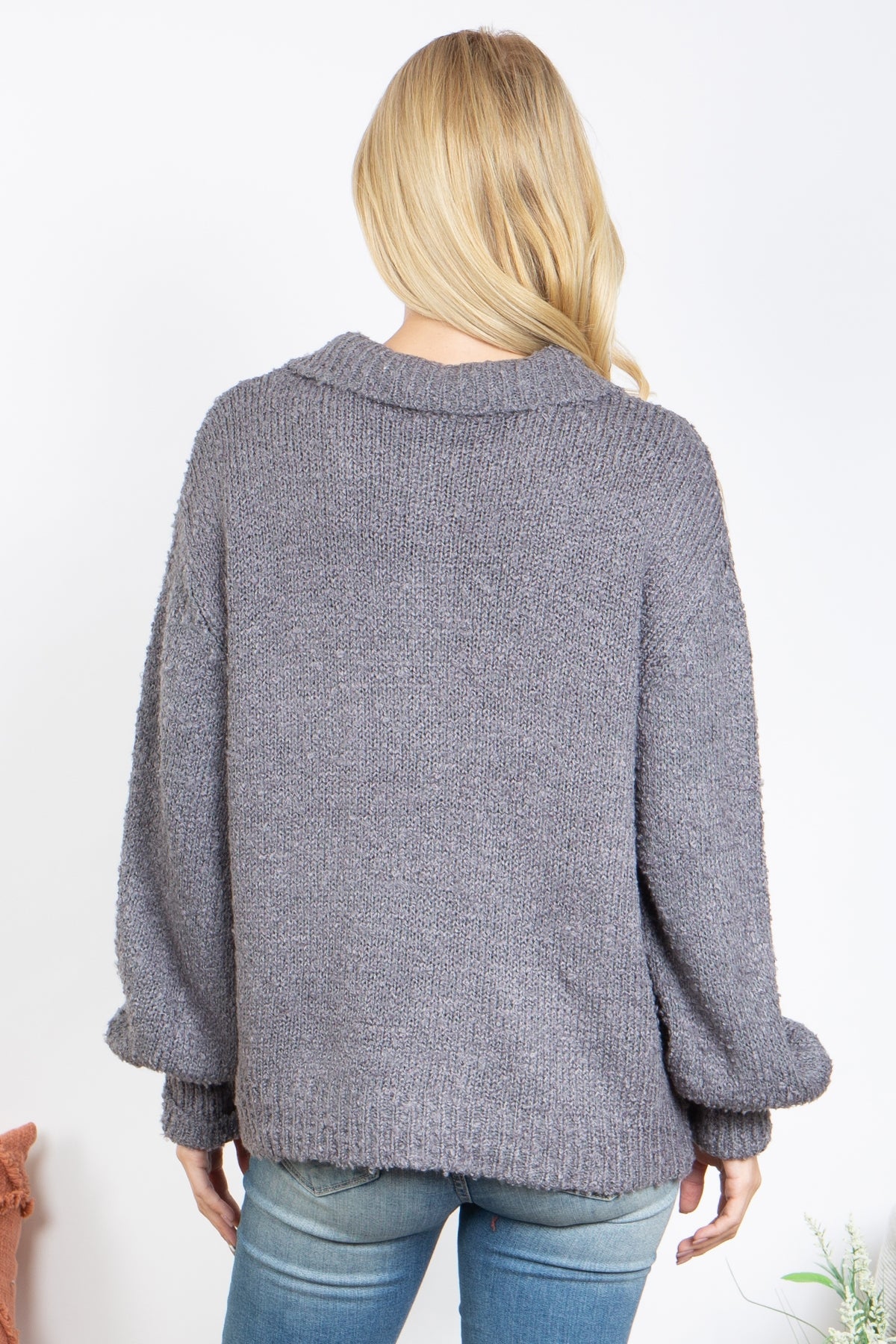 GREY BUTTON DOWN KNITTED SWEATER
