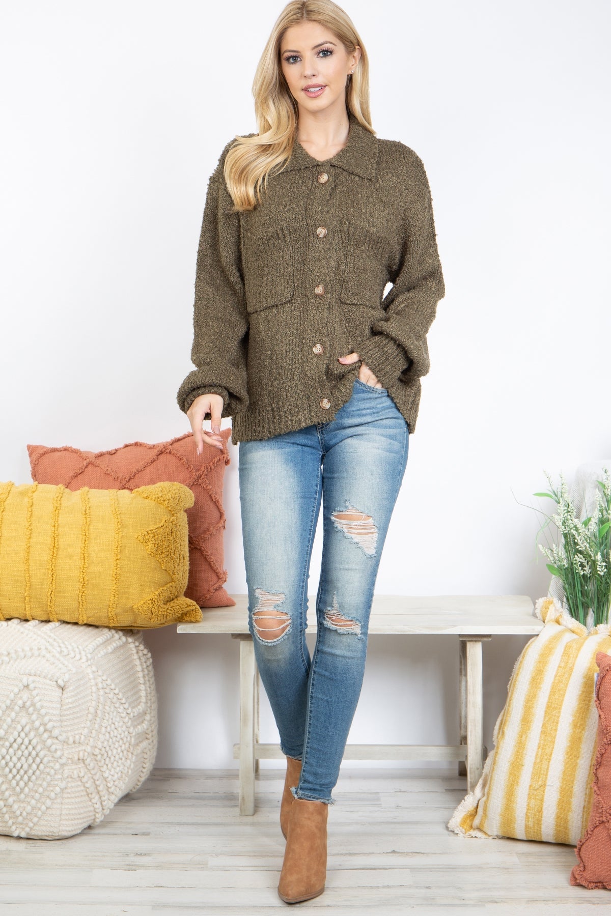 OLIVE BUTTON DOWN KNITTED SWEATER
