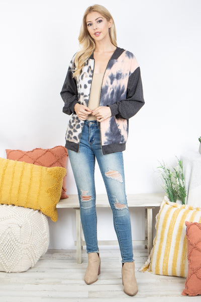 CHARCOAL PEACH ANIMAL TIE DYE PRINT SWEATER