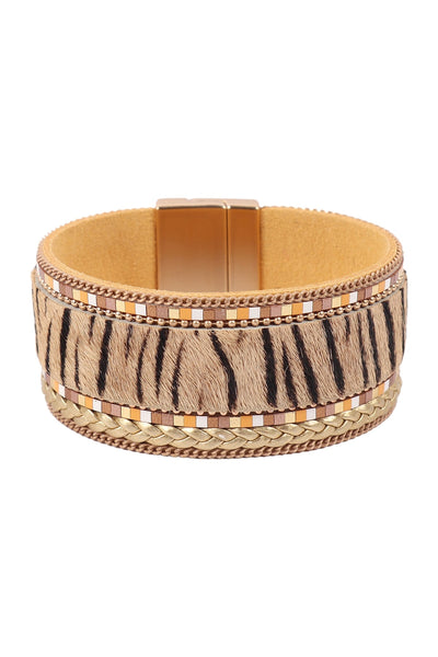 ANIMAL PRINT LEATHER MAGNETIC LOCK BRACELET