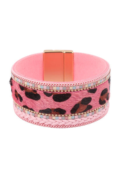 ANIMAL PRINT LEATHER MAGNETIC LOCK BRACELET