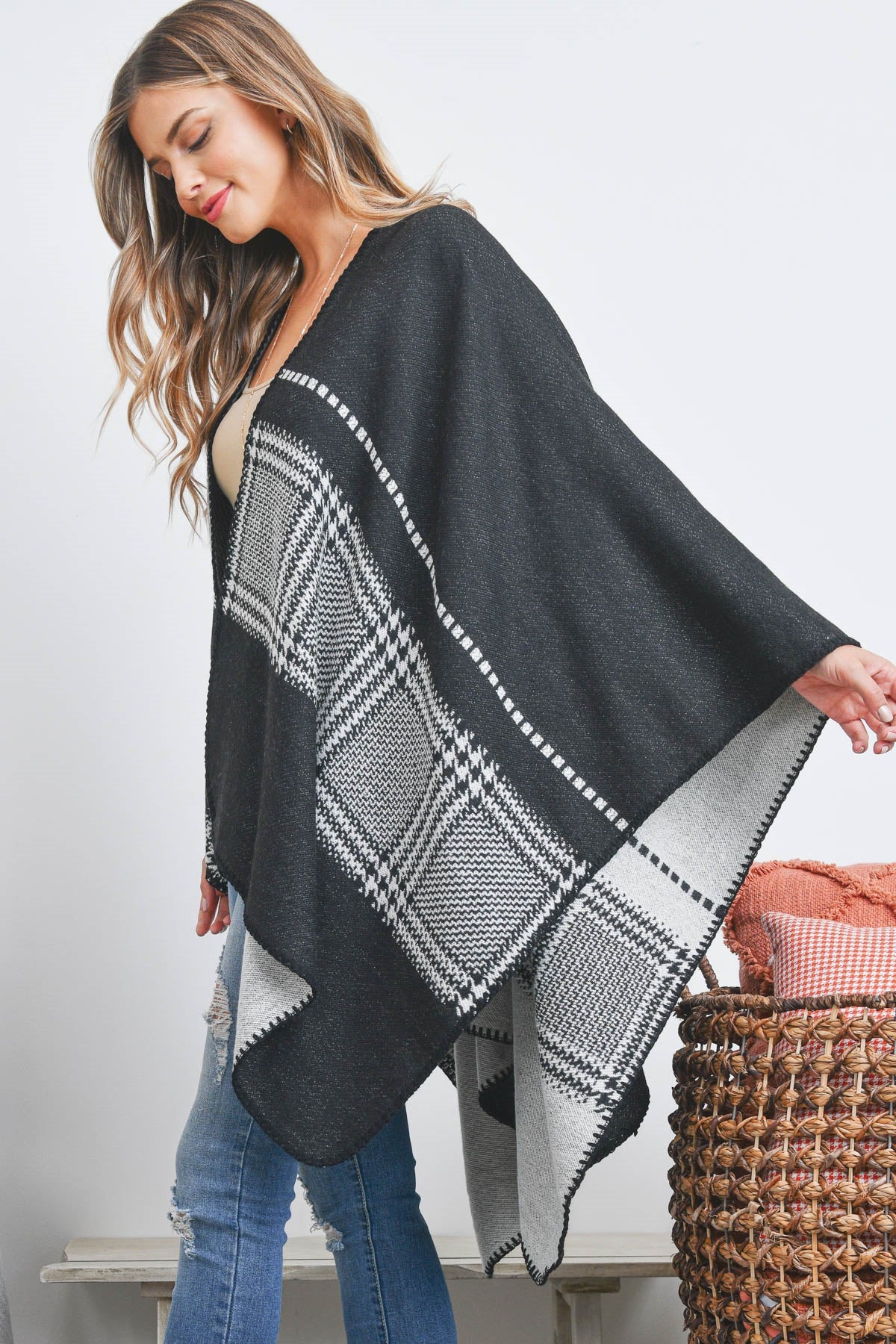 SQUARE LINE PATTERN RUANA WRAP KIMONO/6PCS (NOW $9.75 ONLY!)