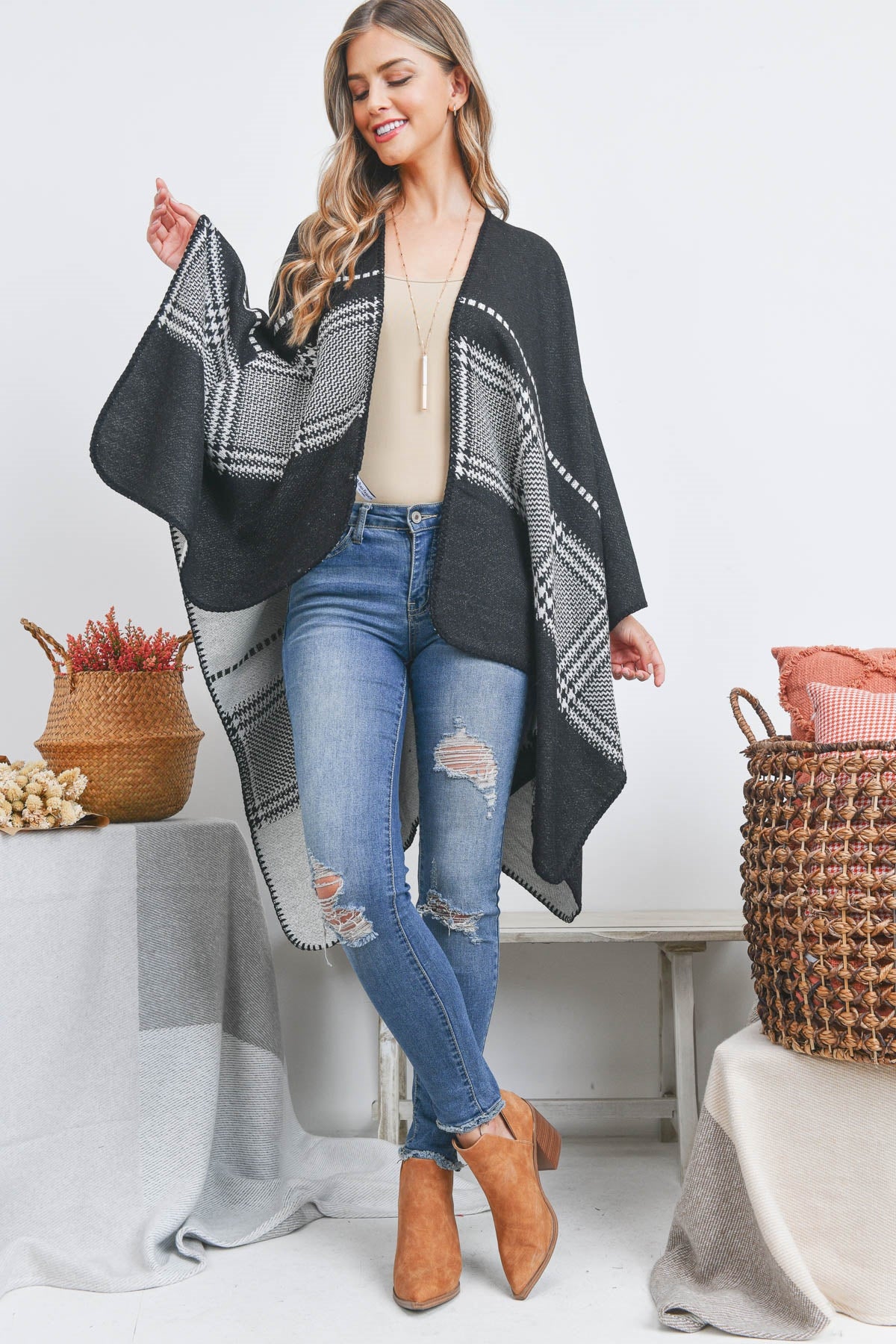 SQUARE LINE PATTERN RUANA WRAP KIMONO/6PCS (NOW $9.75 ONLY!)
