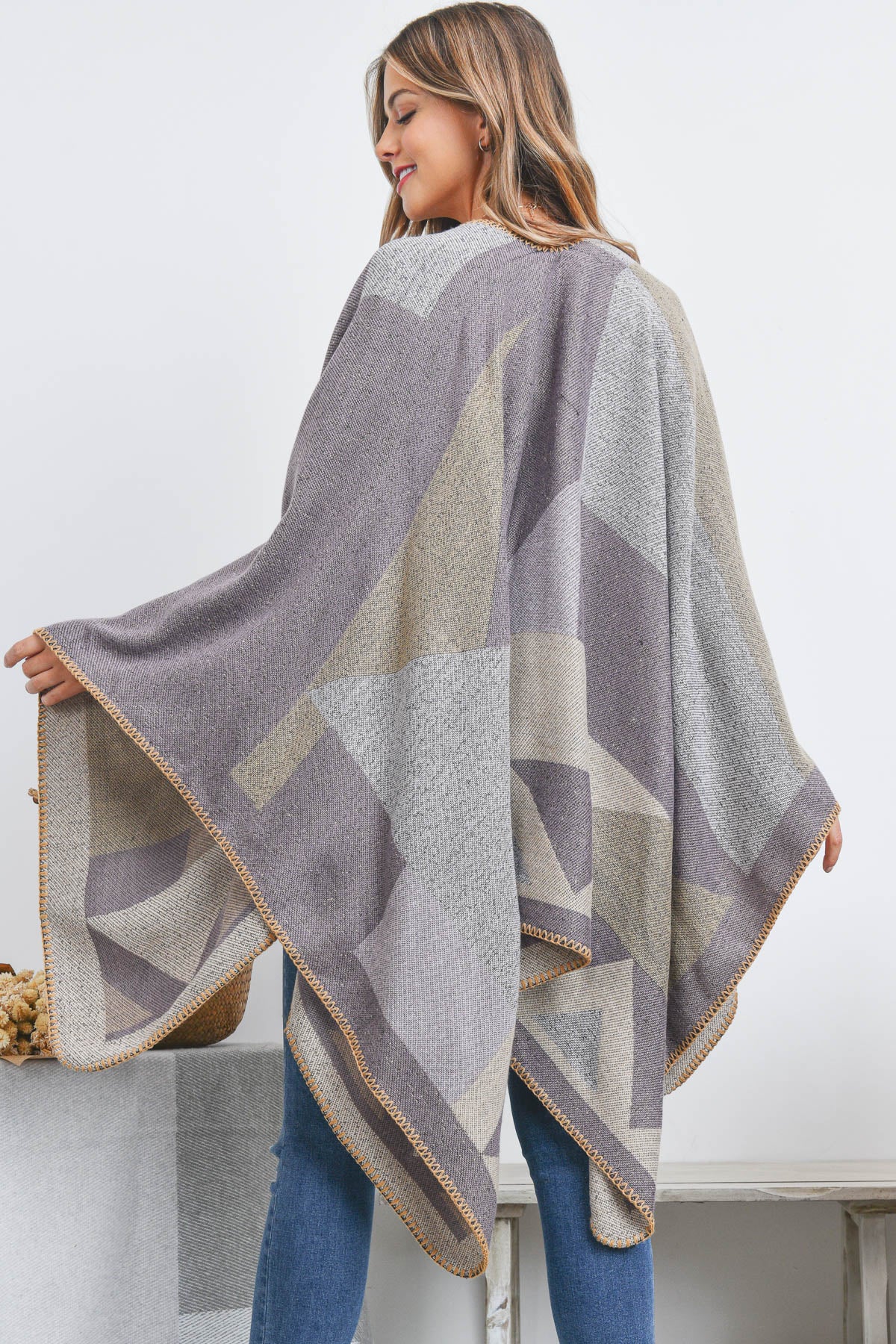 OPEN FRONT GEOMETRIC SHAPE PRINT RUANA WRAP KIMONO