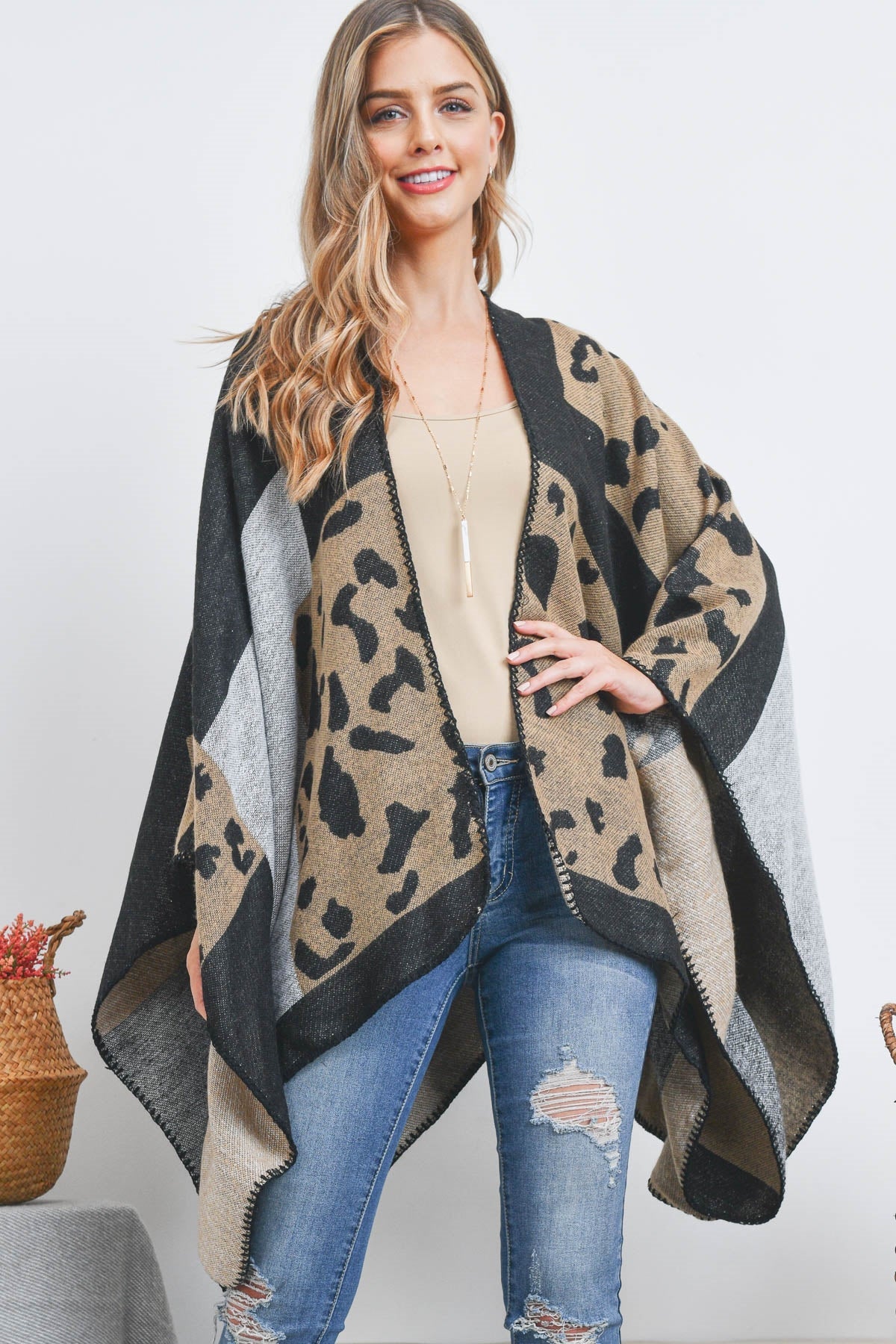 OPEN FRONT LEOPARD PRINT RUANA WRAP KIMONO/6PCS (NOW $ 8.75 ONLY!)