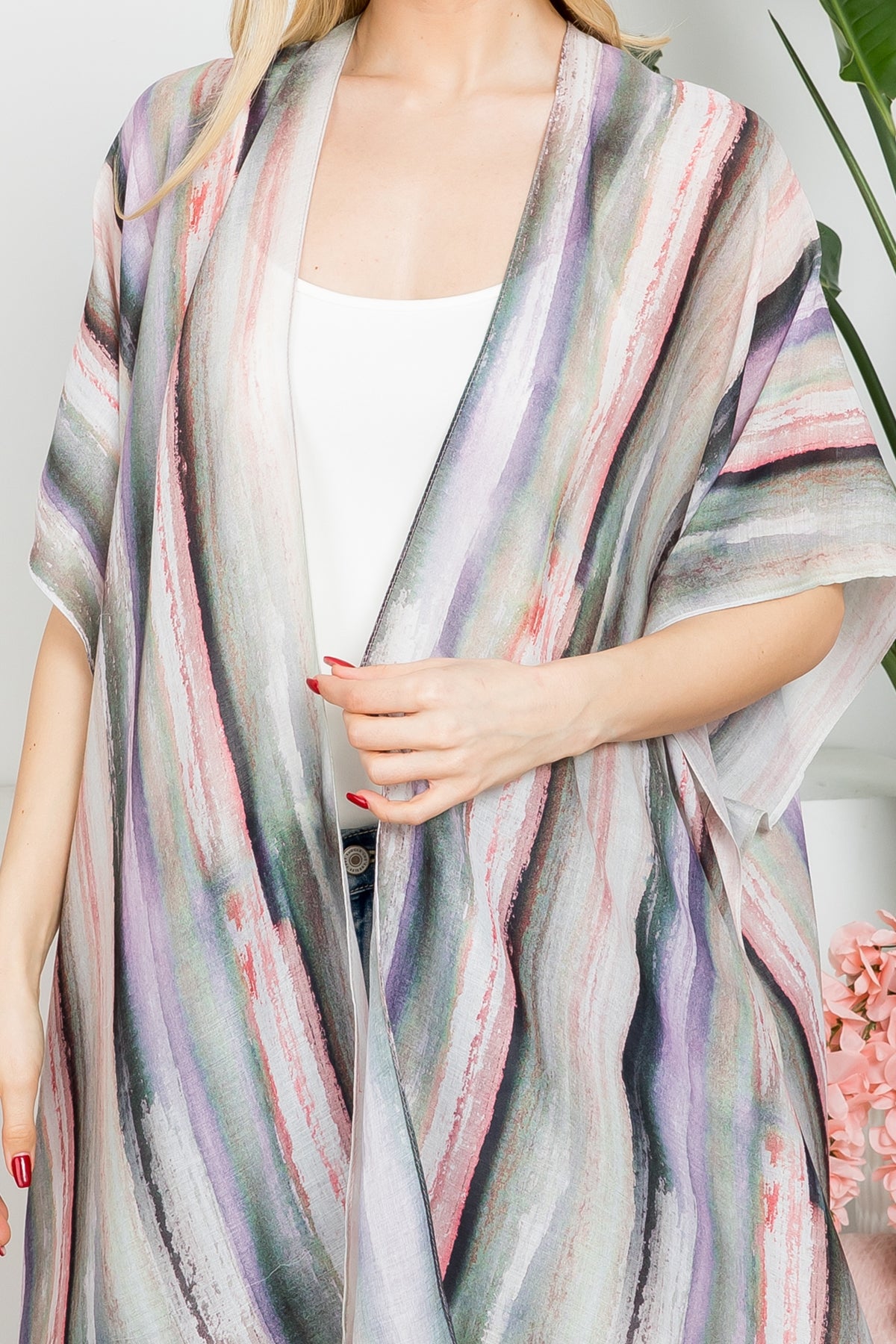 ABSTRACT VERTICAL STRIPED OPEN PRINT KIMONO/6PCS (NOW $3.00 ONLY!)