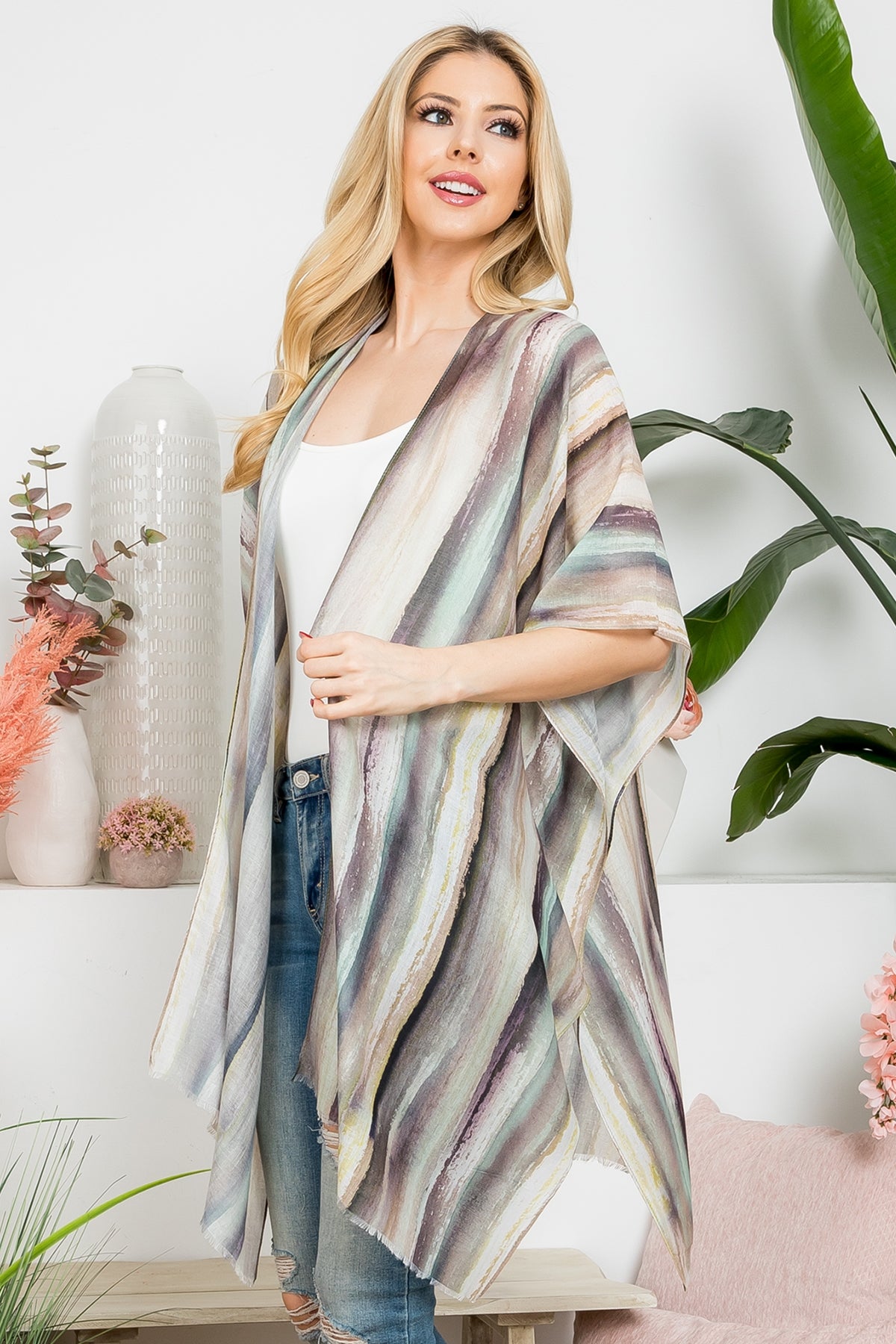 ABSTRACT VERTICAL STRIPED OPEN PRINT KIMONO/6PCS (NOW $3.00 ONLY!)