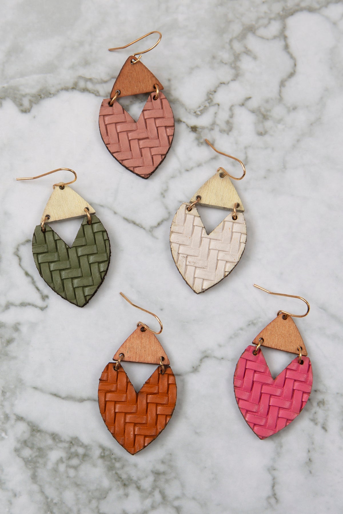 HEART SHAPE TEXTURED LEATHER & WOOD EARRINGS