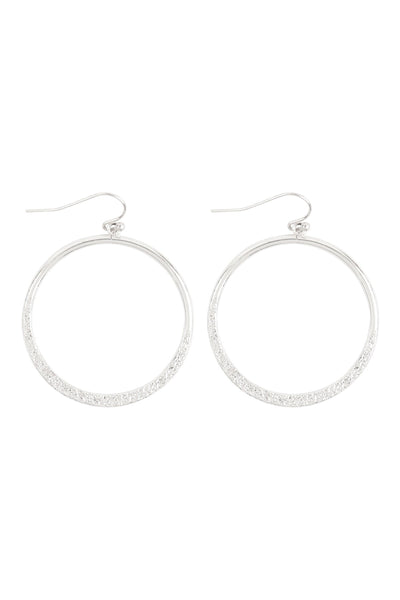 CIRCLE SAND TEXTURED WIRE HOOK EARRINGS