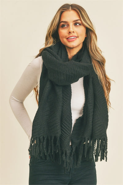 SOLID PLEATED SCARF