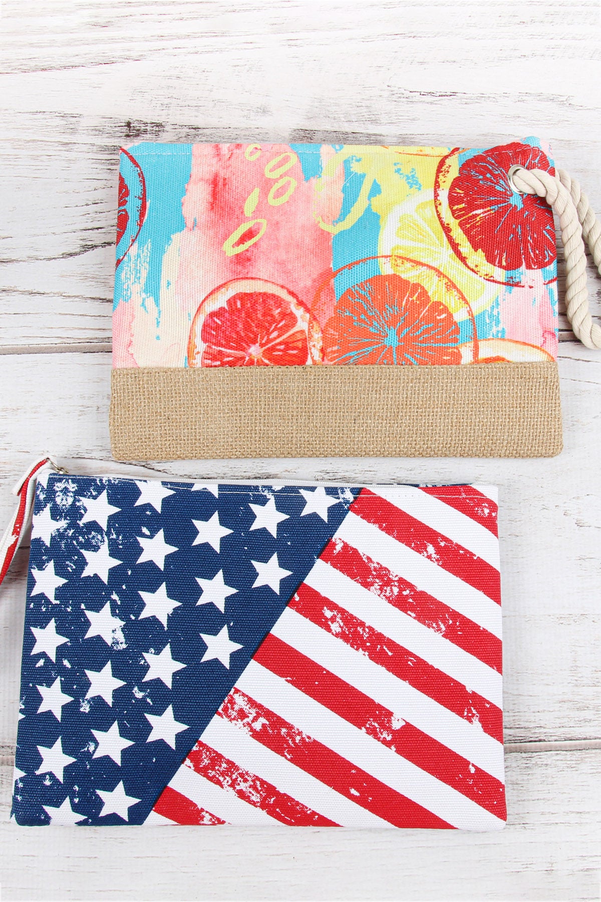 AMERICAN FLAG POUCH