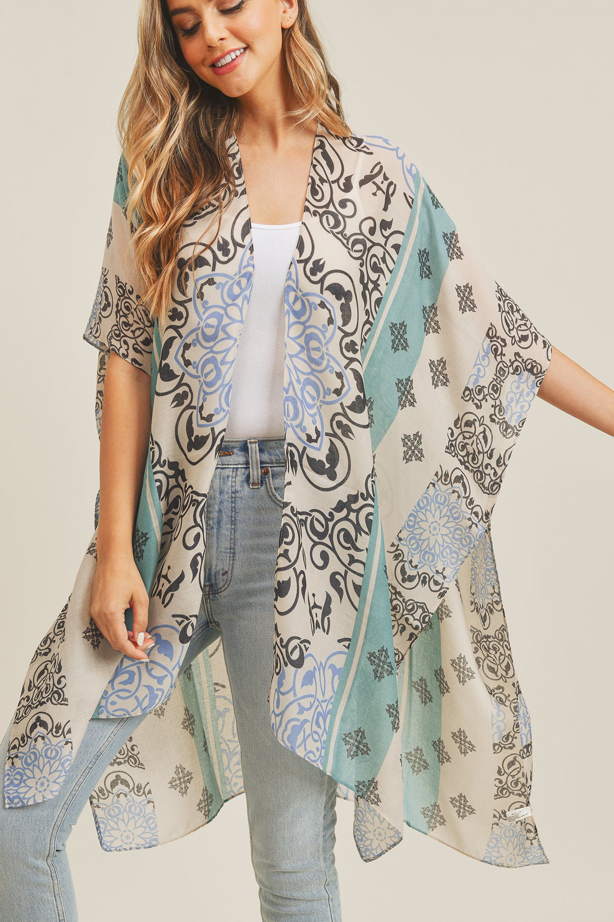 BOHEMIAN PATTERN KIMONO