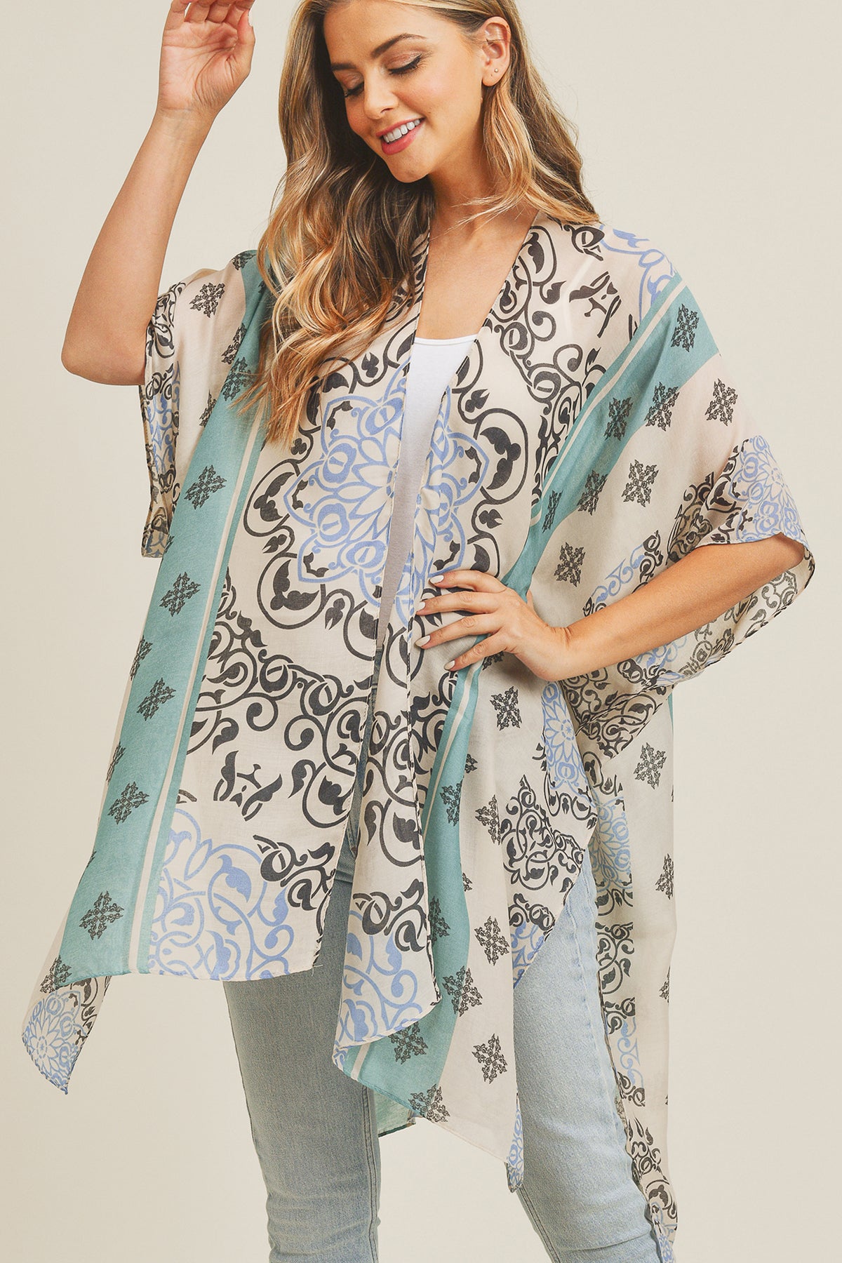 BOHEMIAN PATTERN KIMONO