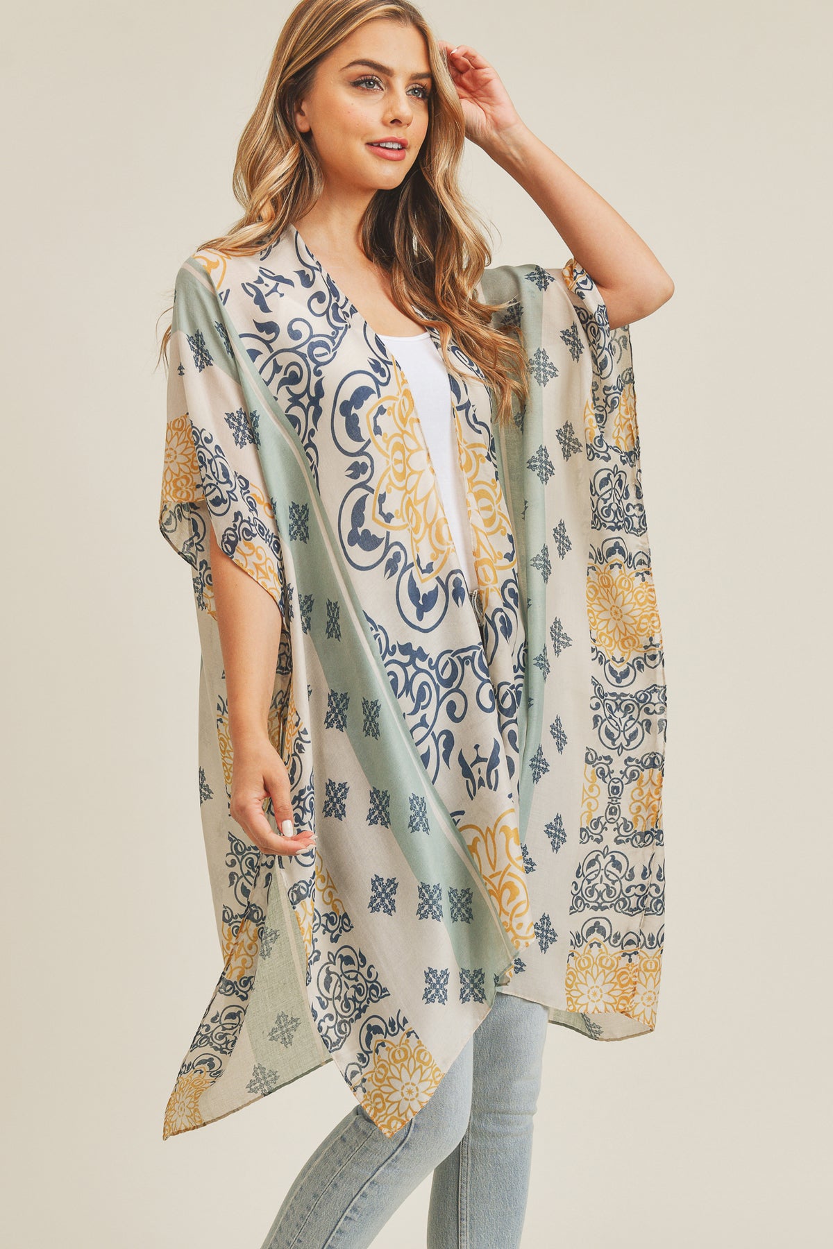 BOHEMIAN PATTERN KIMONO