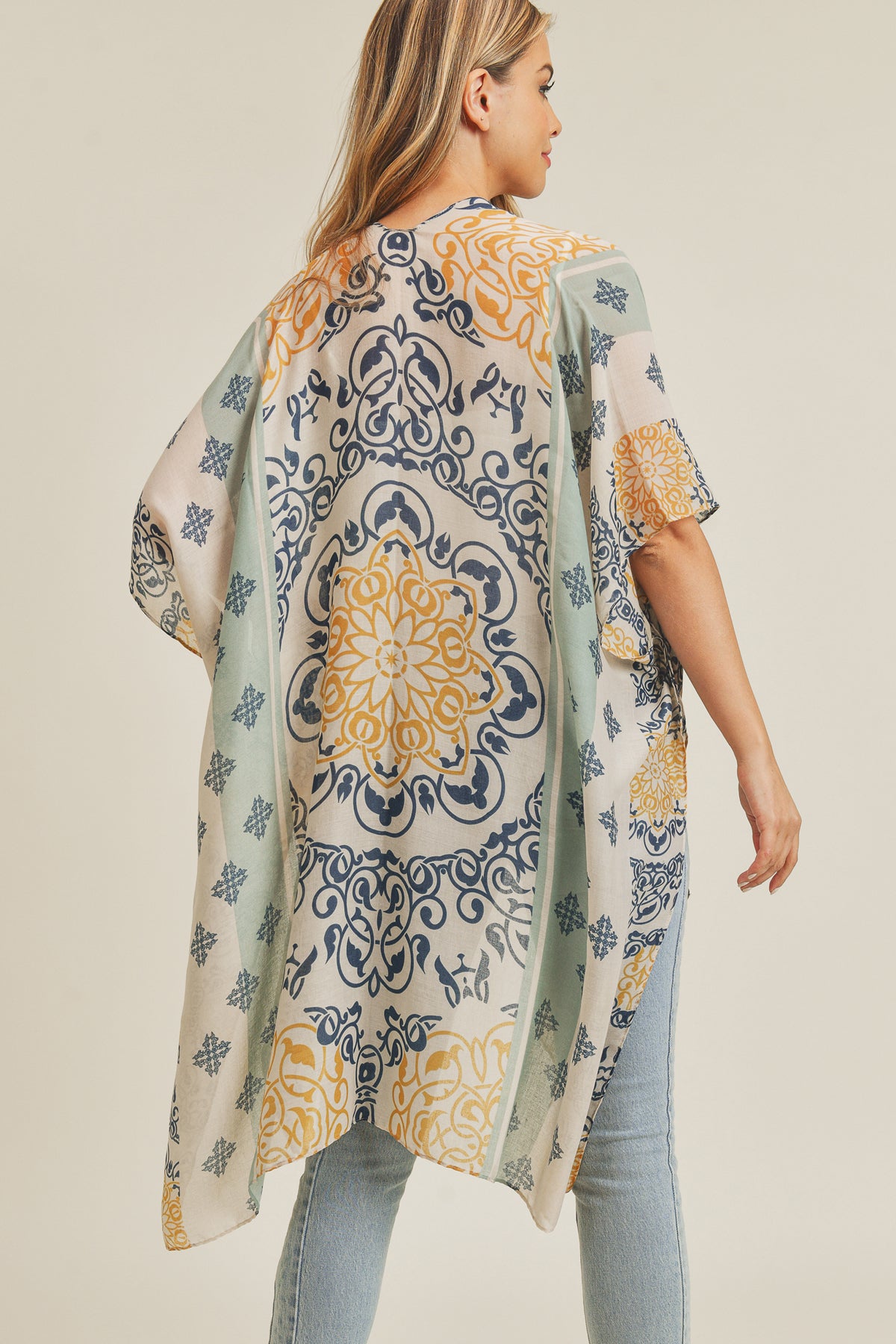 BOHEMIAN PATTERN KIMONO