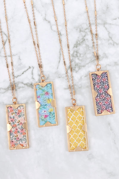 FLORAL CHARM PENDANT NECKLACE
