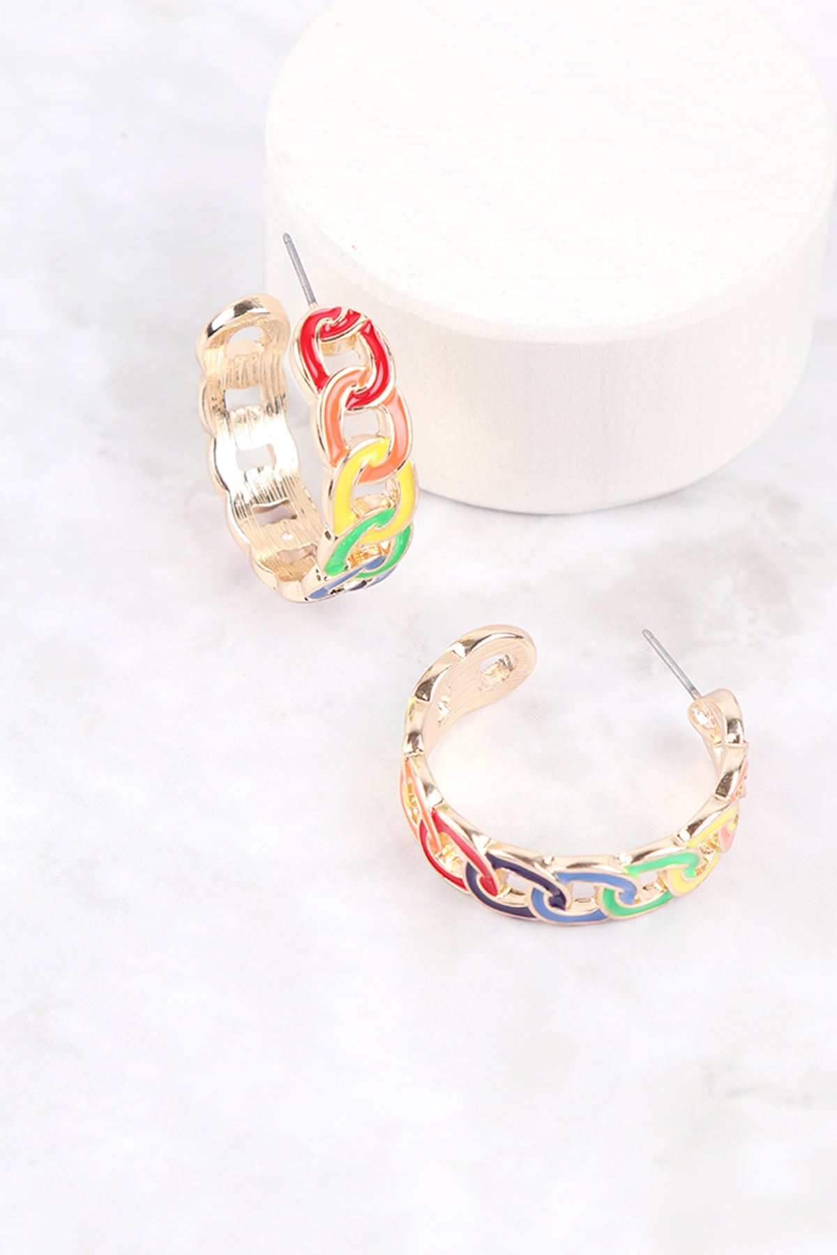 RAINBOW CHAIN SHAPE HOOP EARRINGS