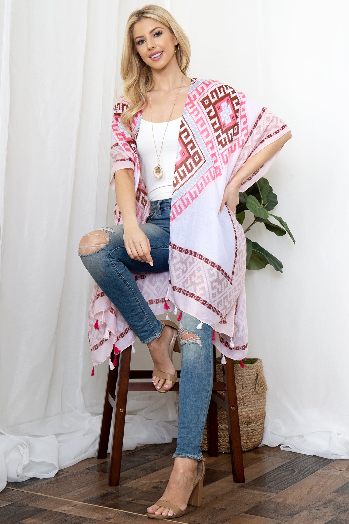 TRIBAL PRINT TASSEL OPEN FRONT KIMONO