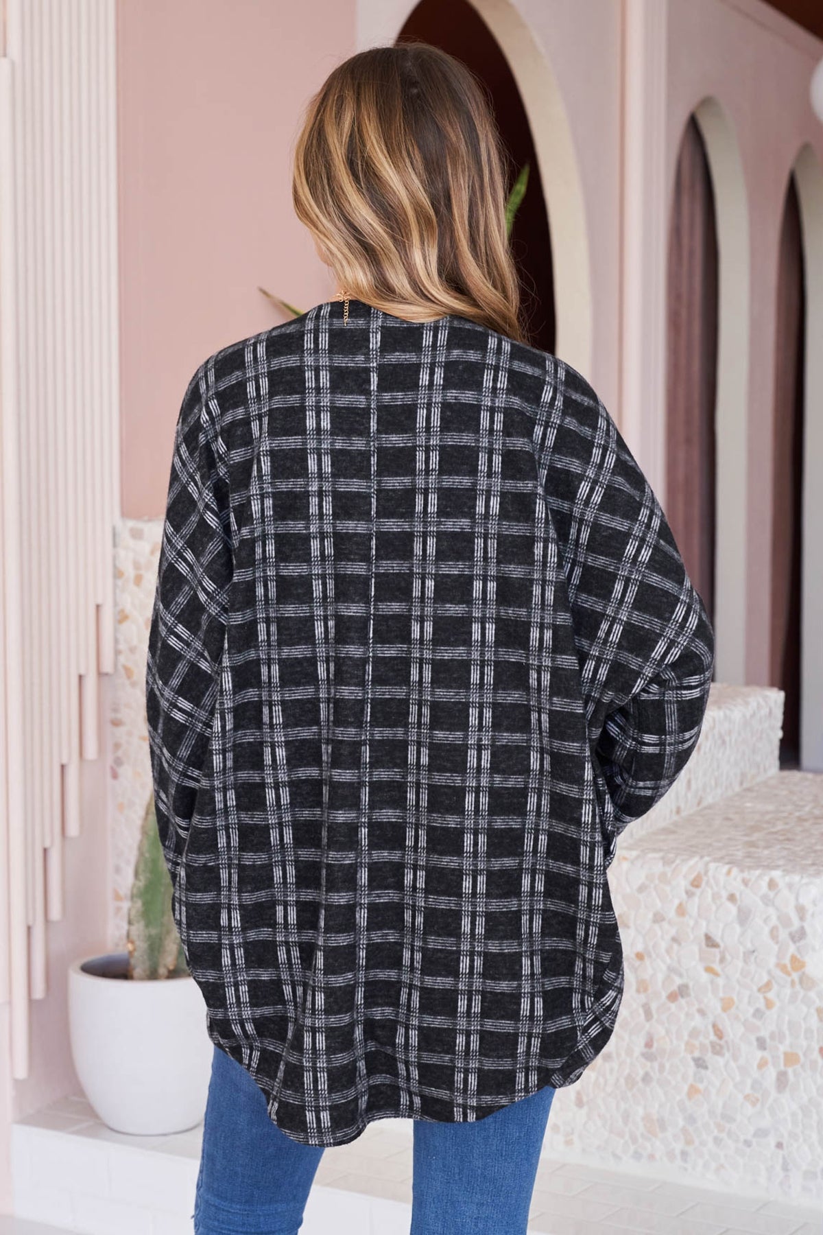 PLAID ROUND HEM POCKET OPEN CARDIGAN