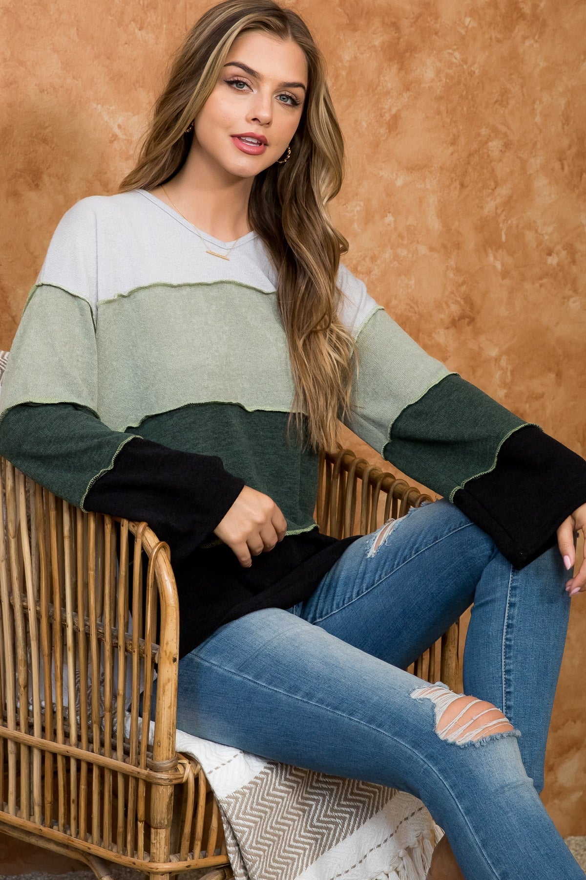 REVERSED COVERSTITCH COLOR BLOCK TOP